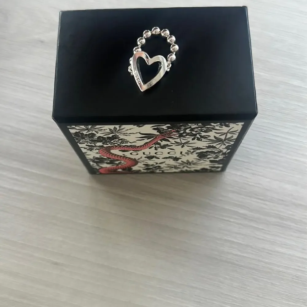 GUCCI Heart Ring NEW - Picture 3 of 5